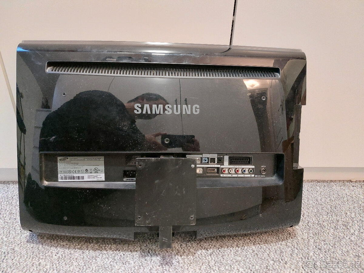 Samsung T260HD, 26" 1920x1200, 2x HDMI, VESA úprava - 4