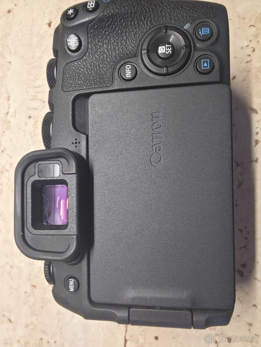 Digitální bezzrcadlovka Canon R8 - 4