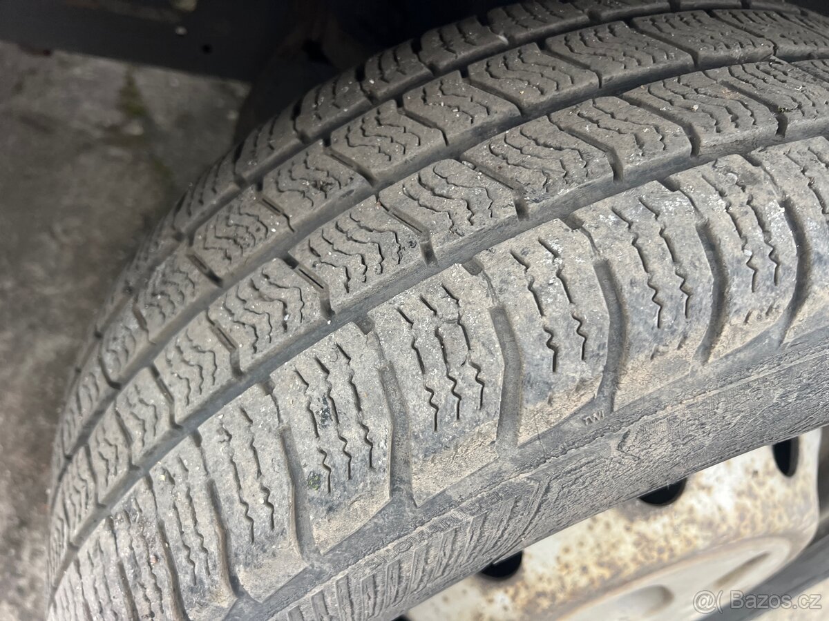 Prodám IVECO DAILY 2,3 107kw - 4