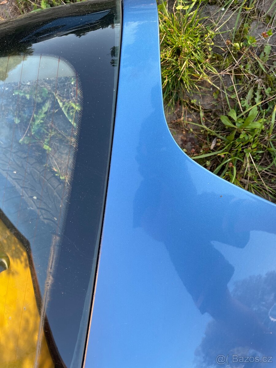 Páté dveře VW Polo 9N - 4