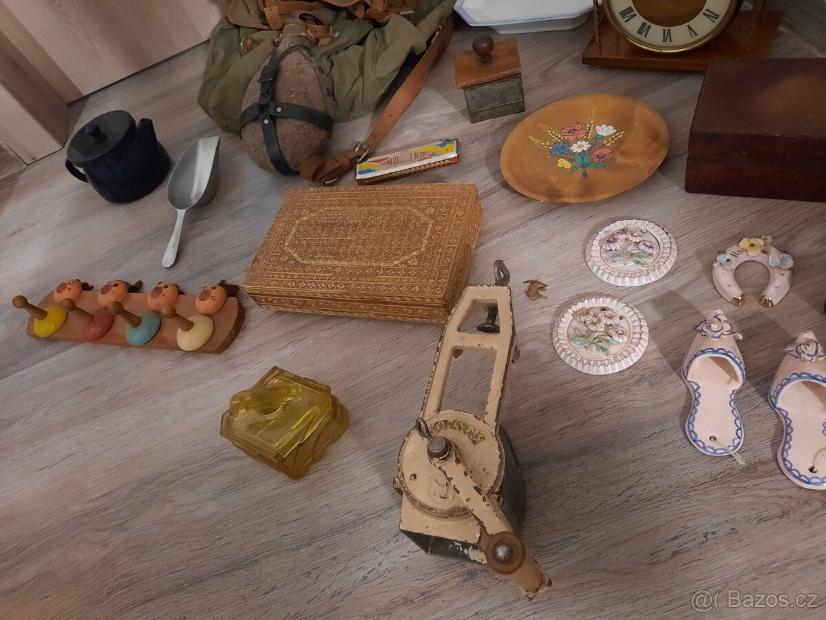 Staré věci z půdy - 4