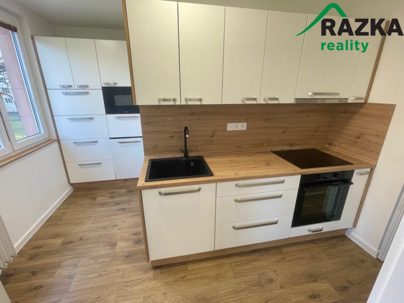 Prodej bytu 2+1 , 52 m2 Aš - 4