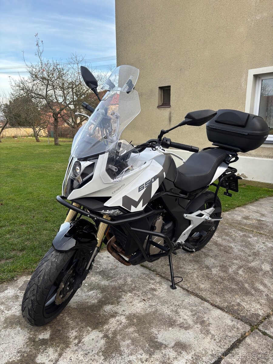 Prodám CF MOTO 650 MT - 4