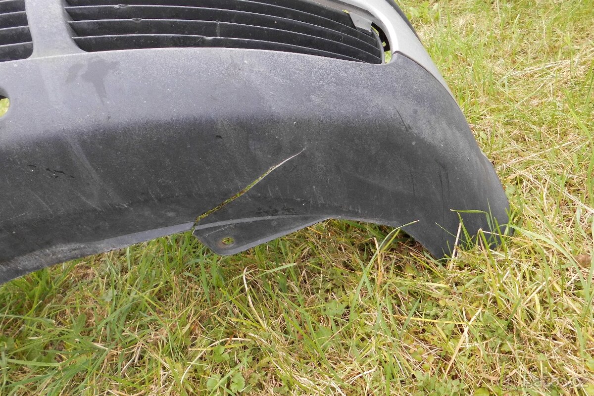 VW Passat B5 kombi, přední nárazník - 4