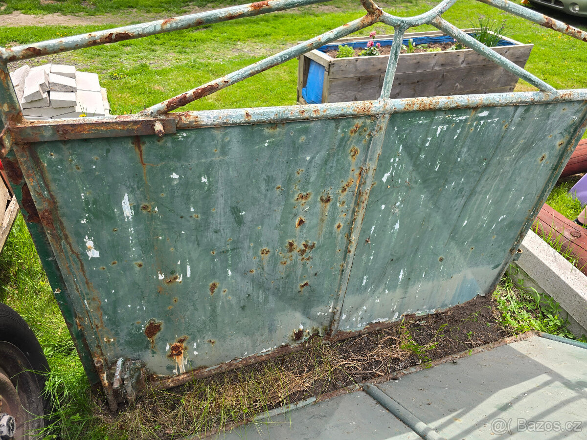 Vrata kovová venkovní - 4