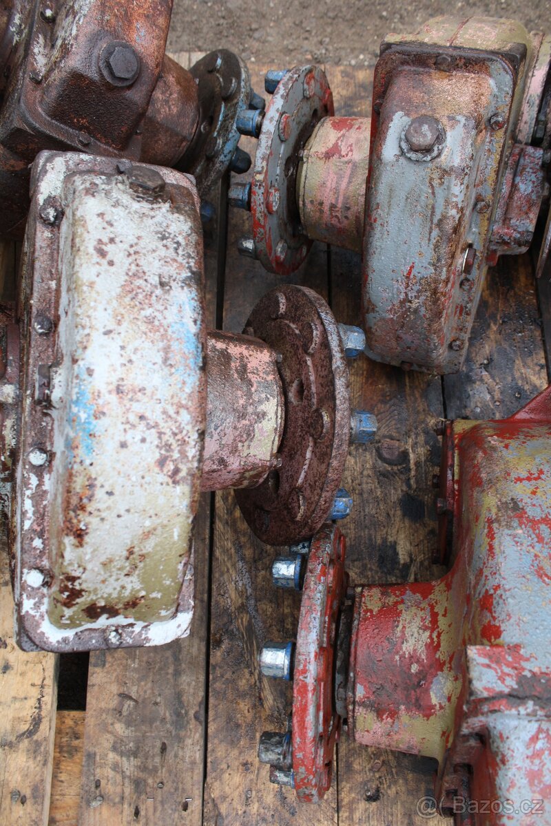 Zetor 6911 portály cena za pár - 4