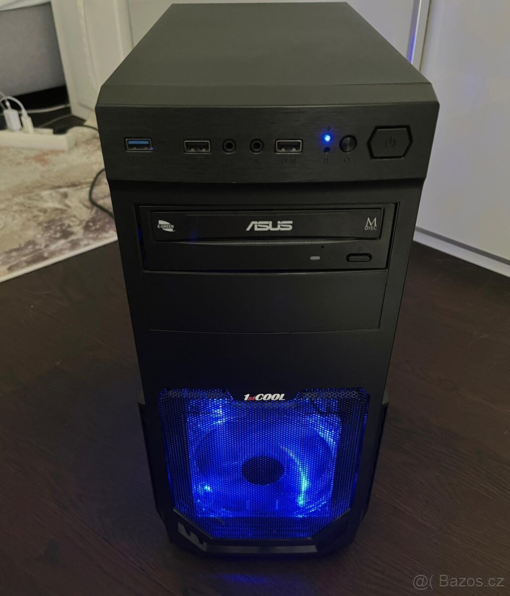 PC - Ryzen 5, GTX 1650 - 4