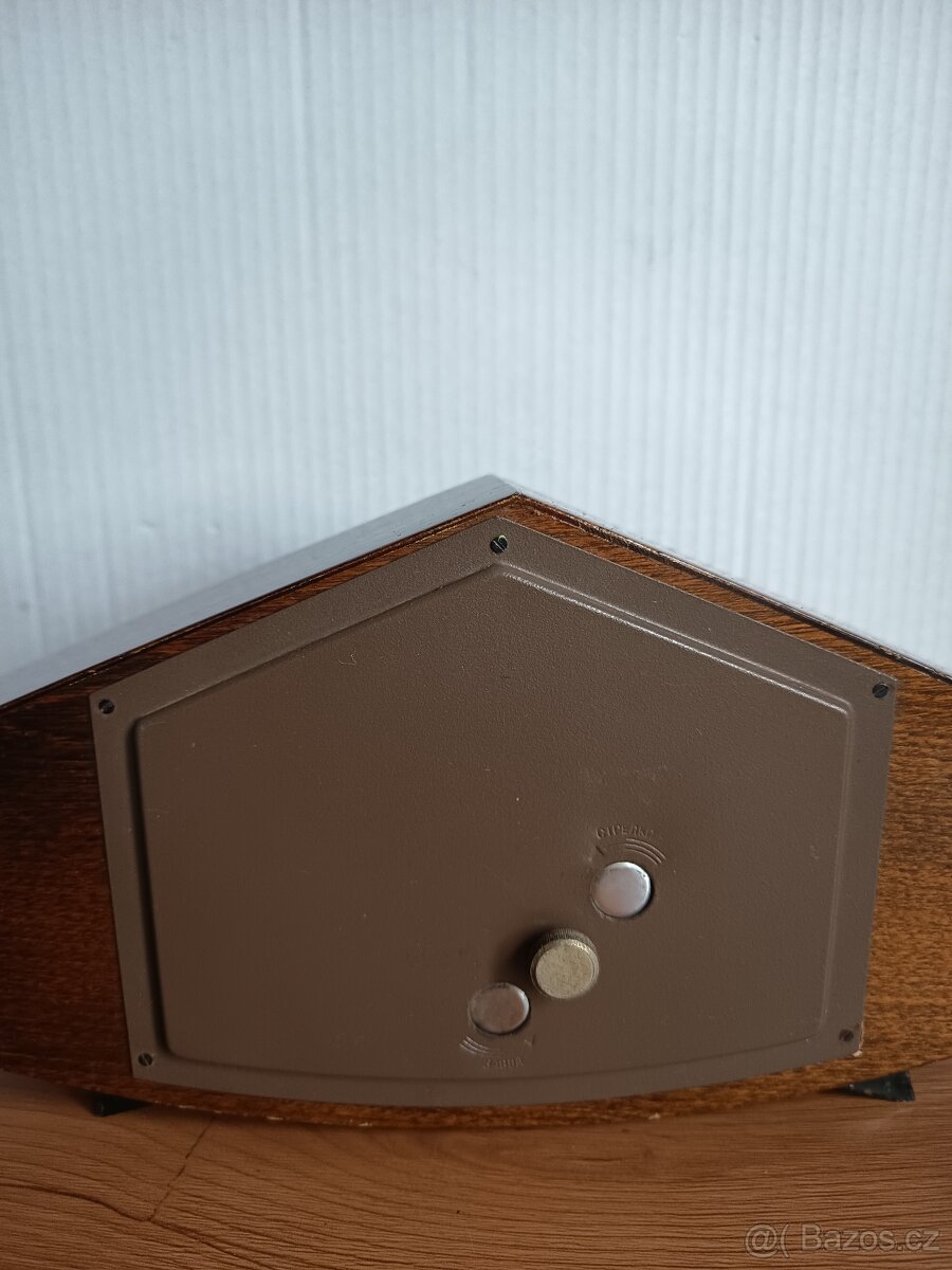 Retro hodiny Vesna - 4