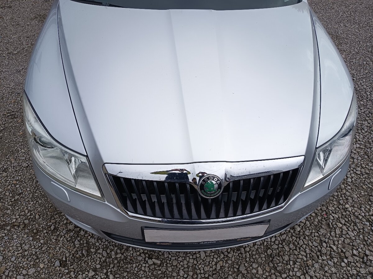 Škoda Octavia Combi 1,6TDI Elegance NAVI - 4