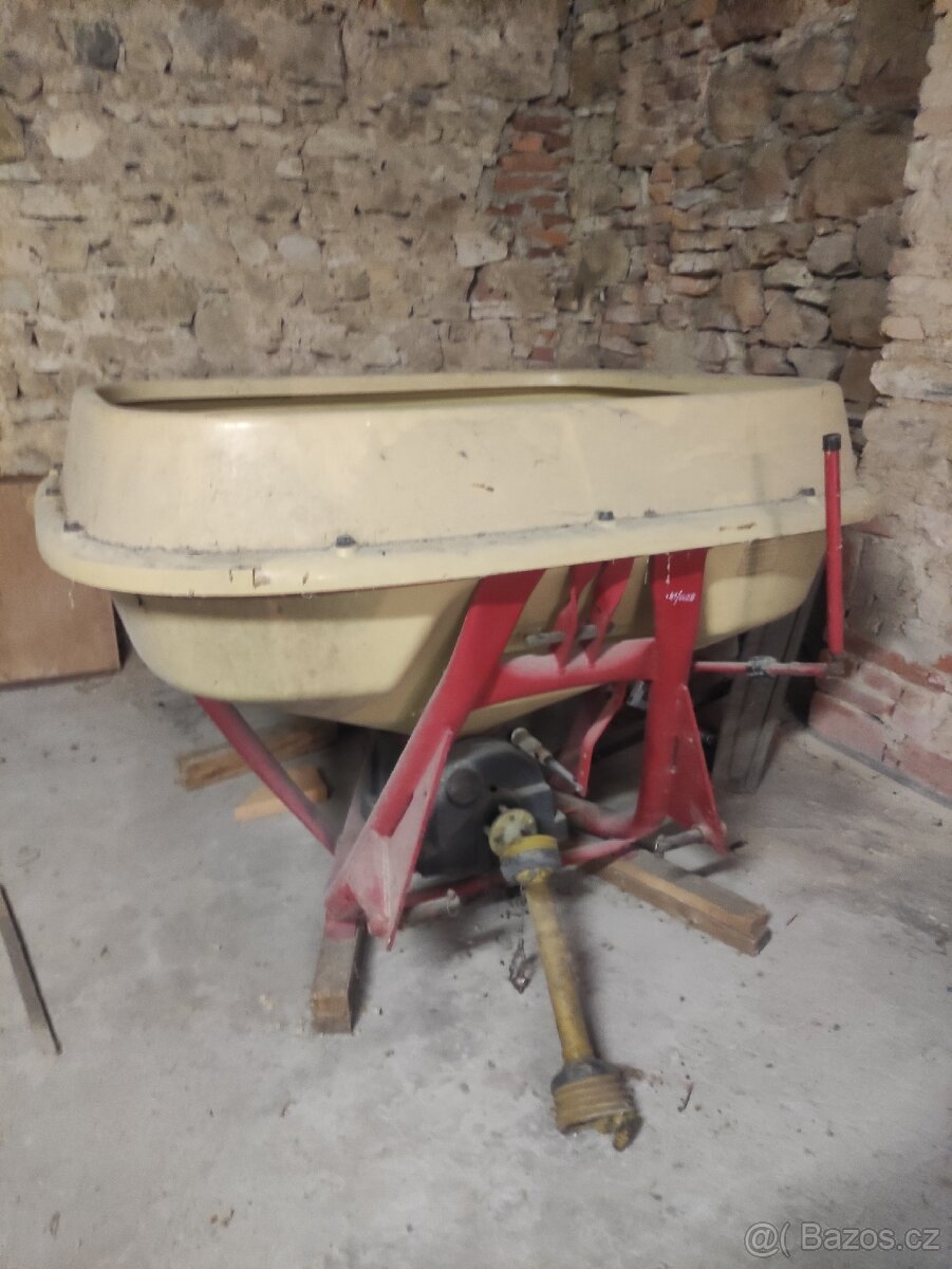 Rozmetadlo hnojiva Vicon - 4