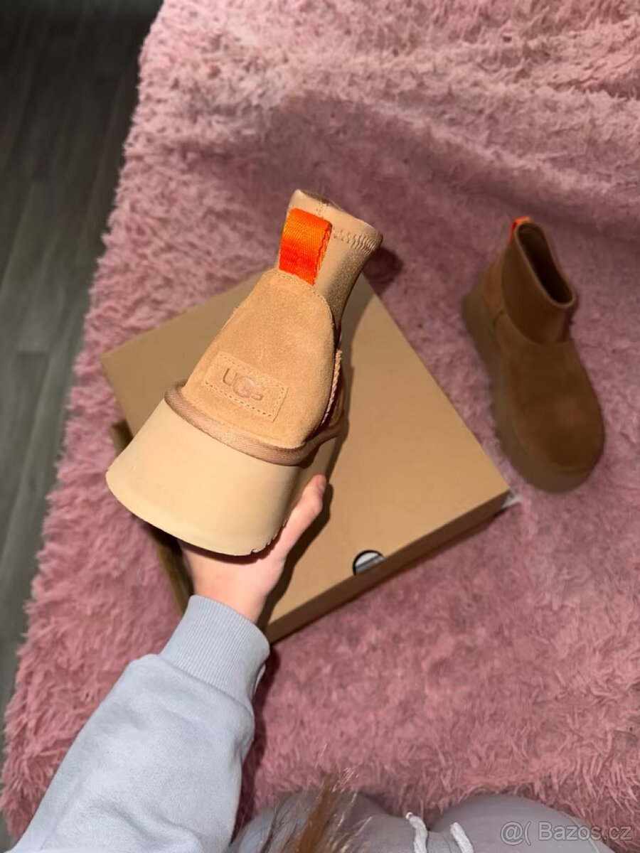 UGG válenky - 4