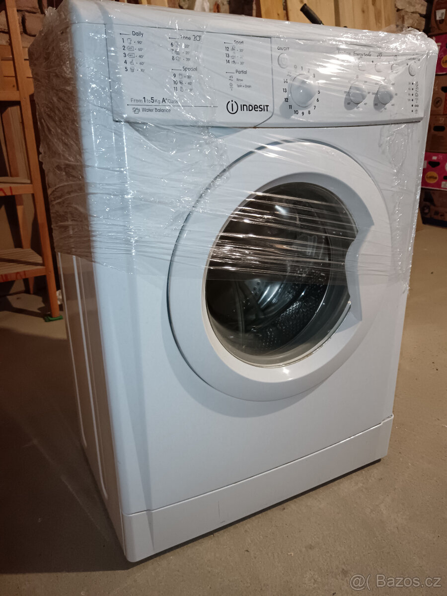 Pračka Indesit na 5 kg - 4