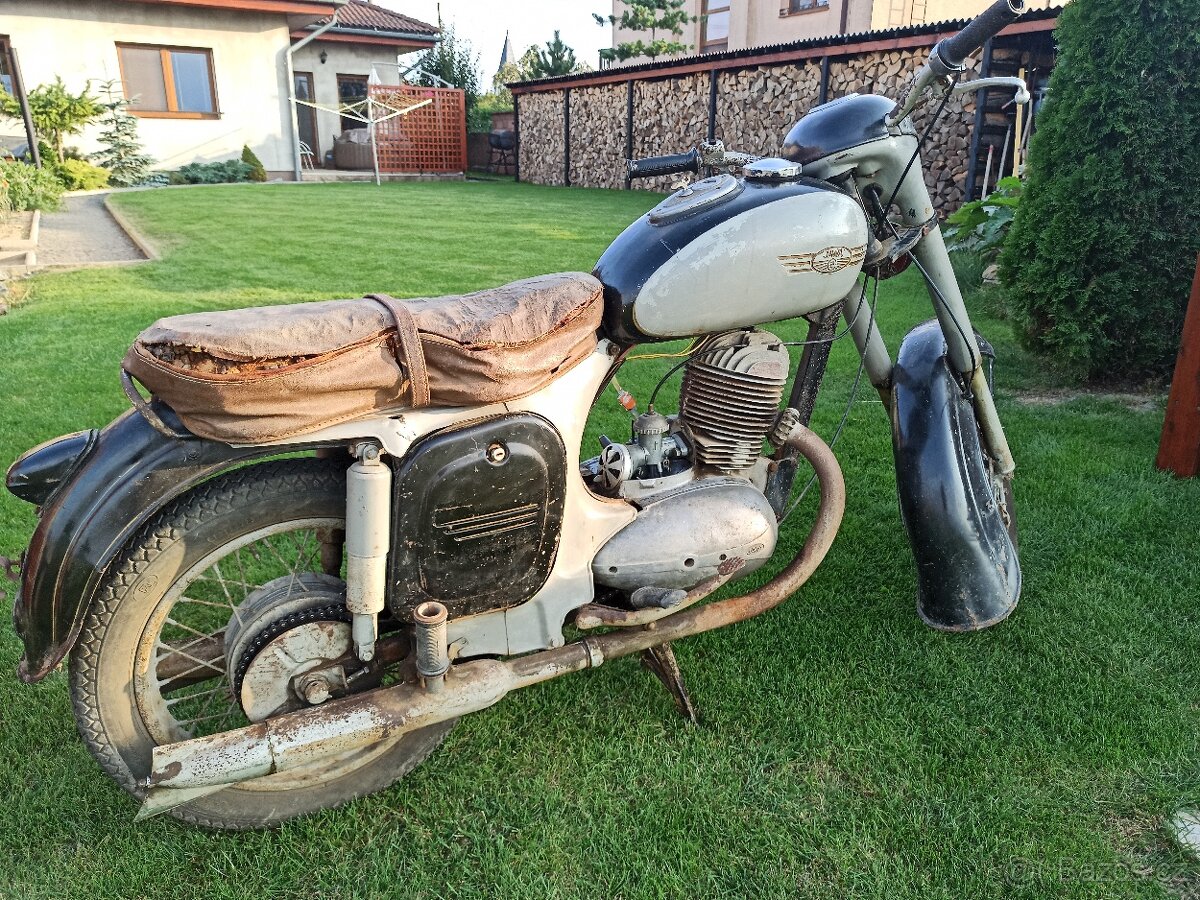 Jawa 250/353 kývačka - 4