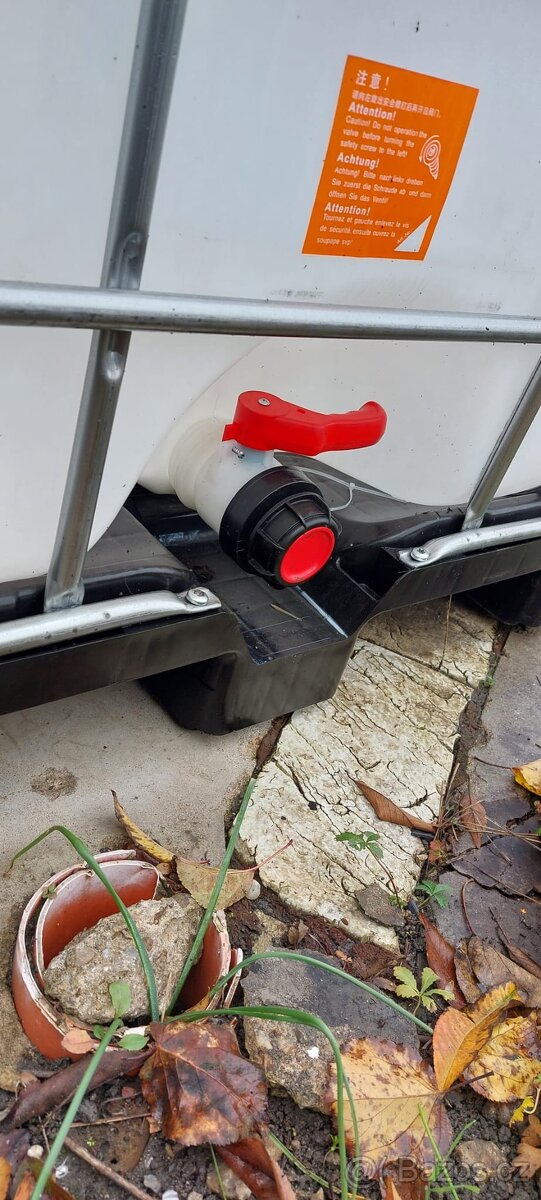 nadrž 1000l IBC kontejner - 4