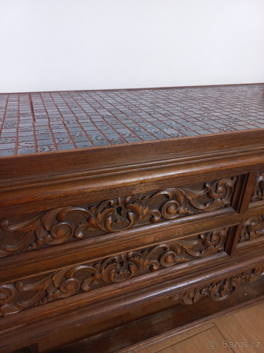 Komoda starožitná - 4