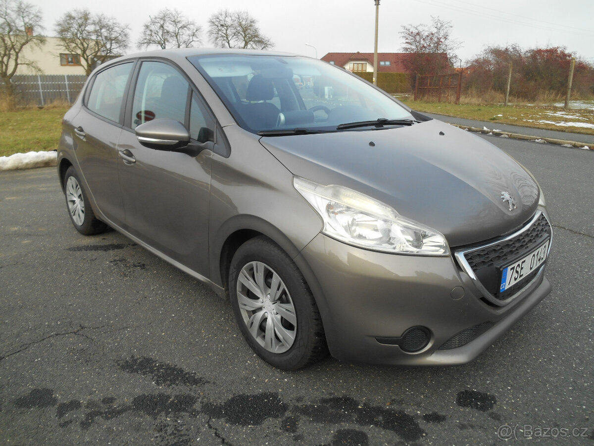PEUGEOT 208 1.2 VTI ACTIVE - 4