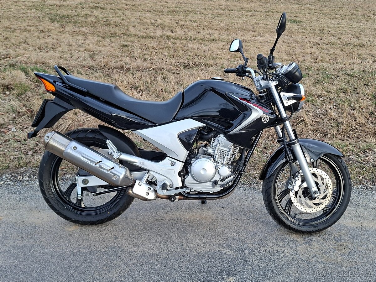 YAMAHA YBR 250 - 4