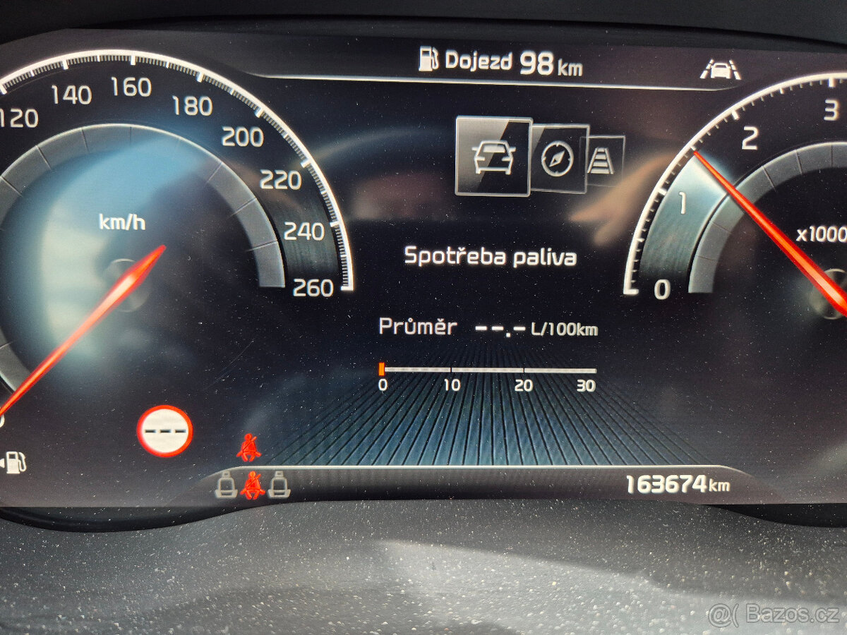KIA Pro Ceed - 4