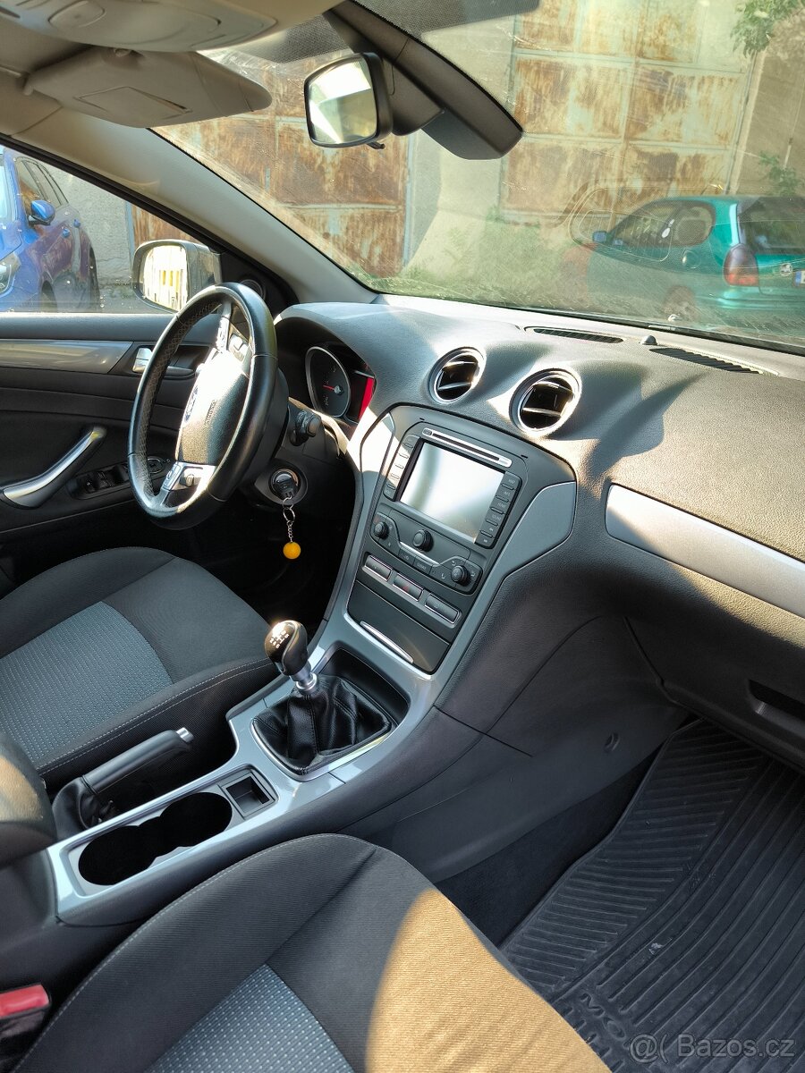 Ford Mondeo - 4