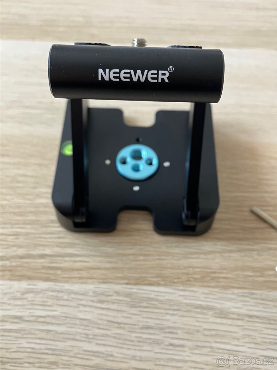 Neewer Z-Flex výklopná hlava - 4
