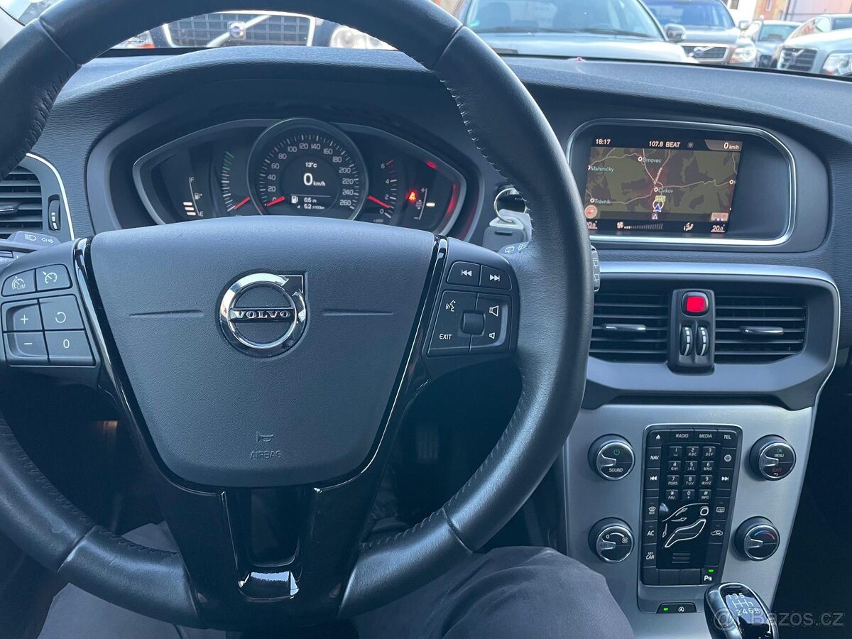 Volvo V40 cross country D2, 2019 - 4
