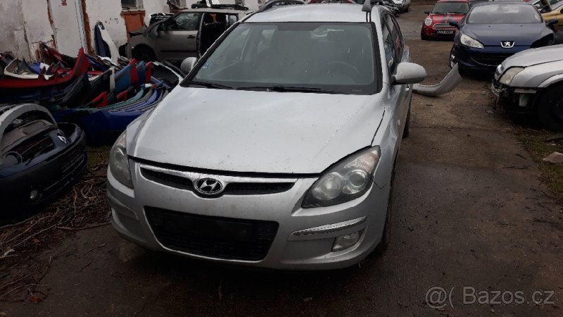 Hyundai i30 cw 2009 1.6crdi - 4