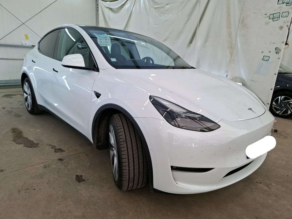 Tesla Model Y AWD Long Range - 1949 - 4