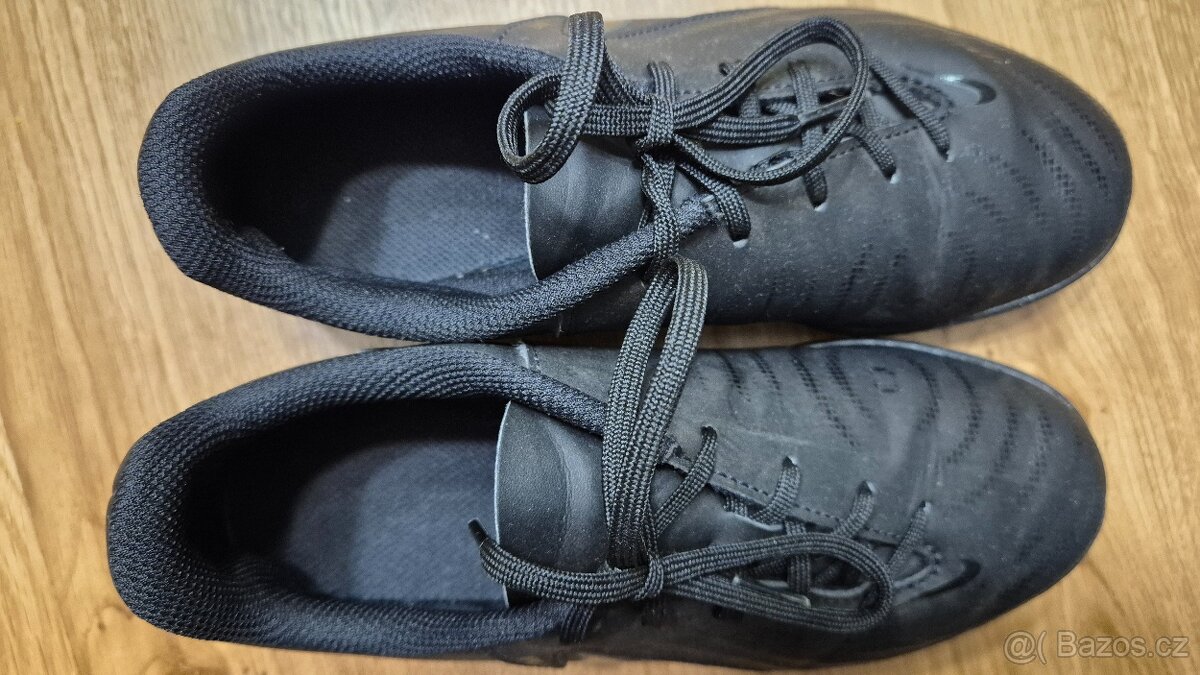 Sálovky Nike vel. 35 - 4