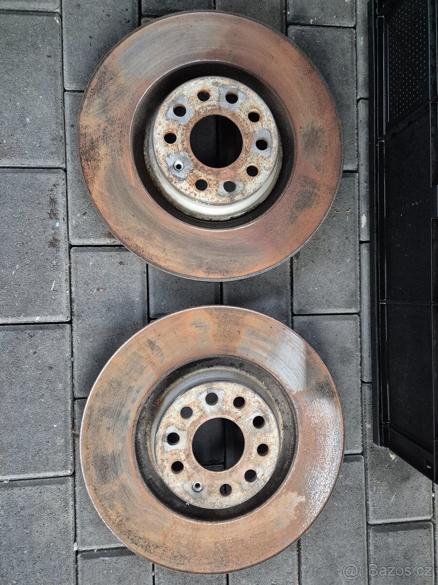 Octavia 3 RS přední brzdové třmeny + kotouče - 4