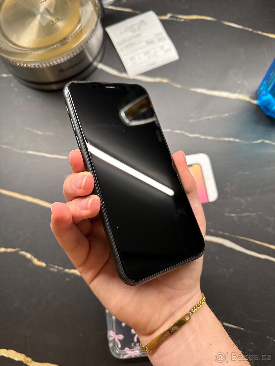 iPhone 11 - 128 gb - 4