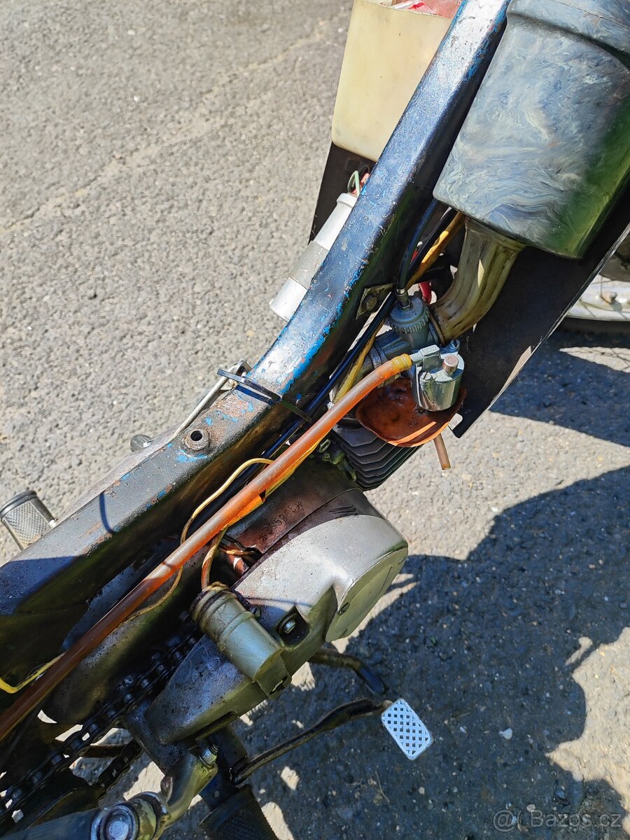 JAWA Pionýr O5 a náhradní díly - 4