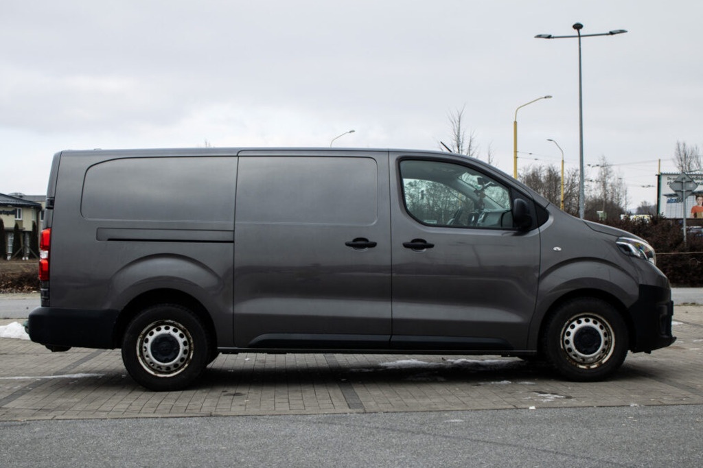 Toyota Proace 110kW (2019) - 4