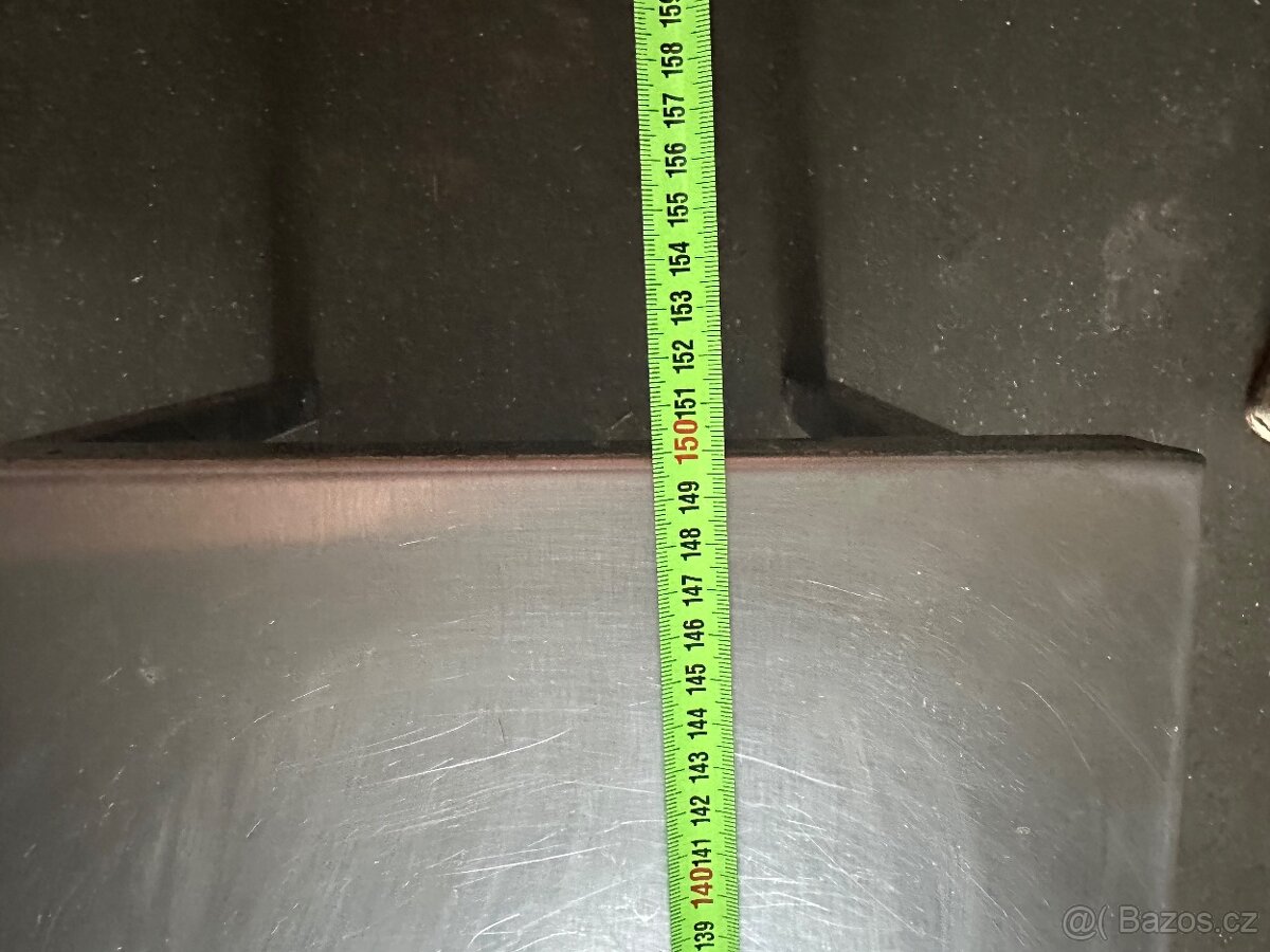 Nerezová police - 4