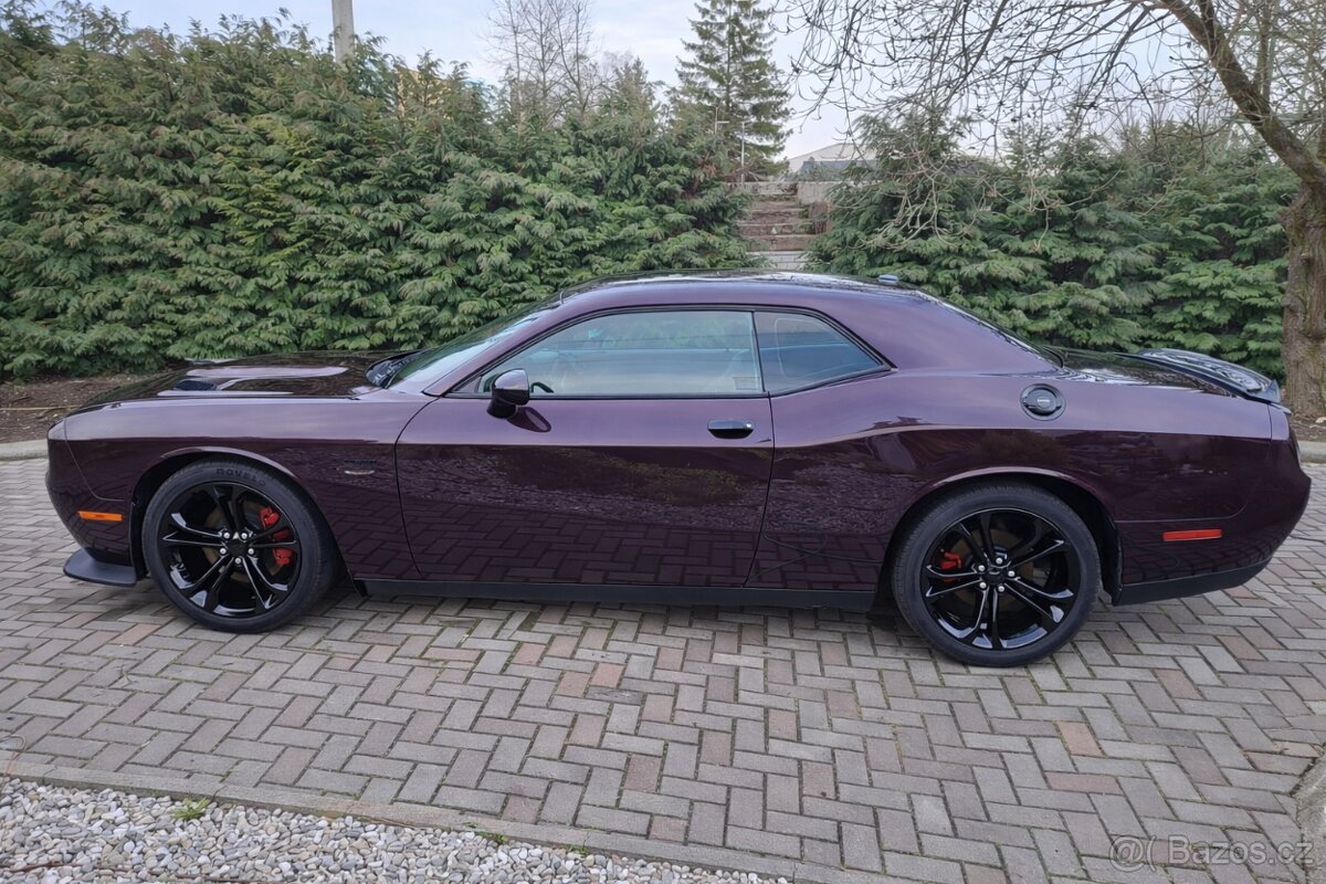 Dodge Challenger V8 5.7 2021 - 4