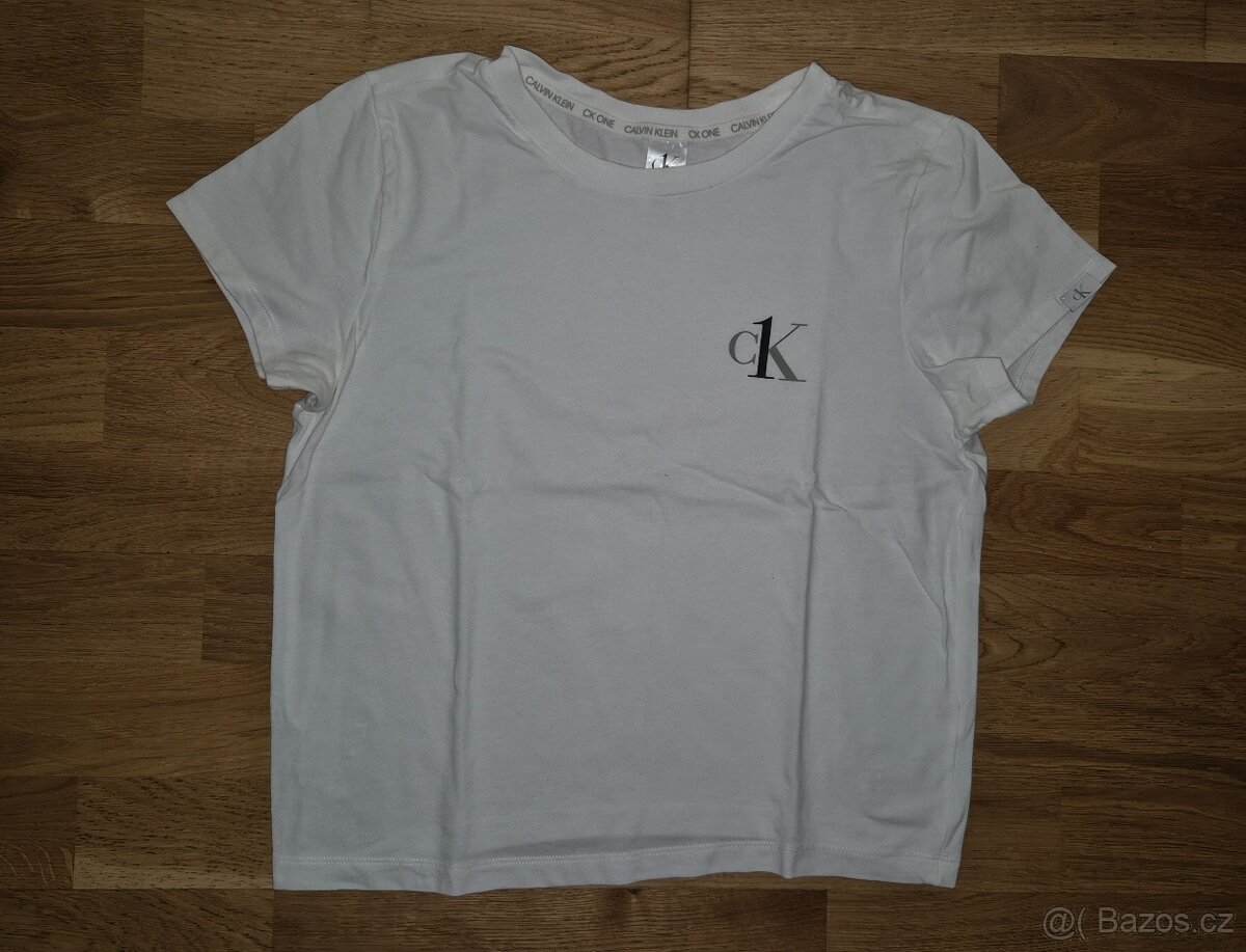 Guess, Calvin Klein, Salomon, Armani - 4