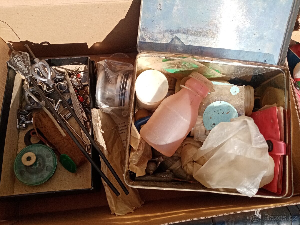 Rybářské pruty a vybavení - retro - 4