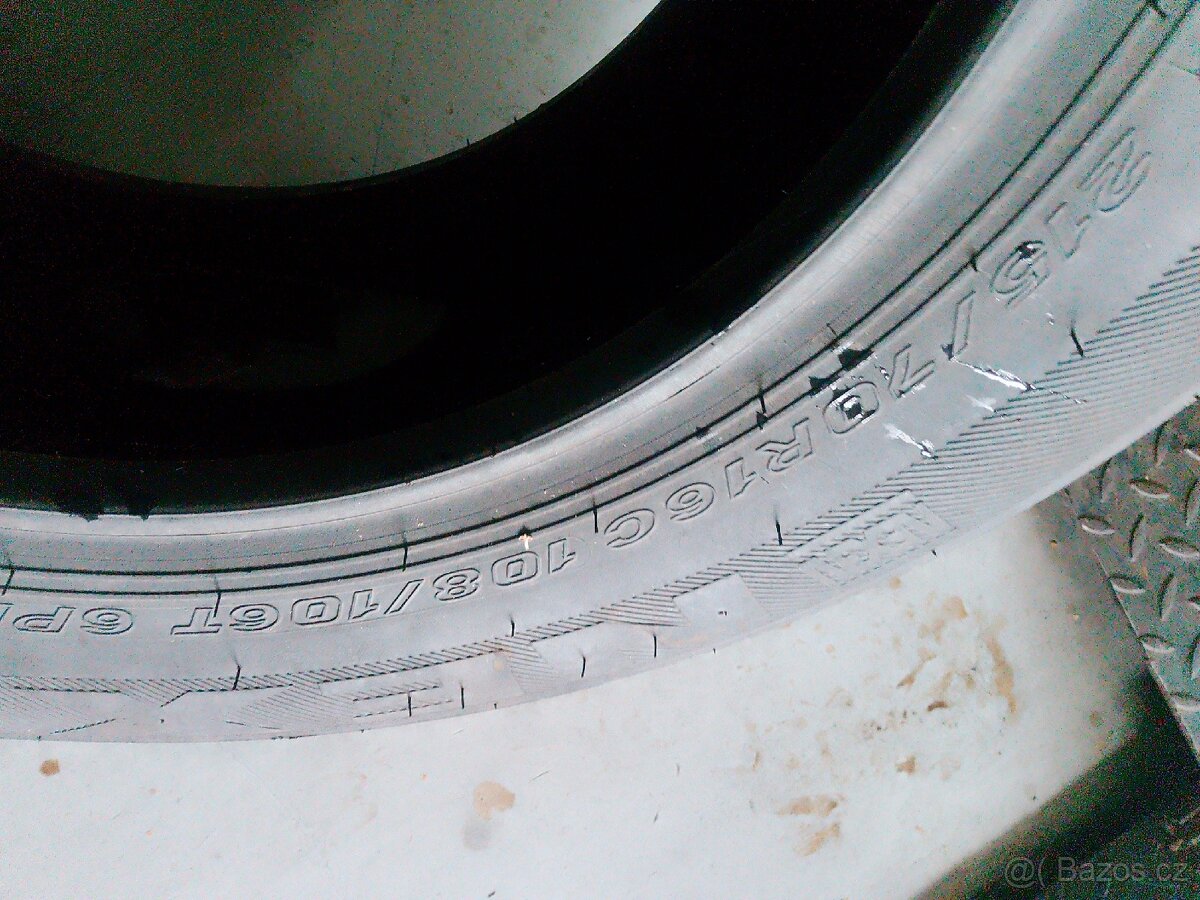 2×letni pneu 215/70R16c - 4