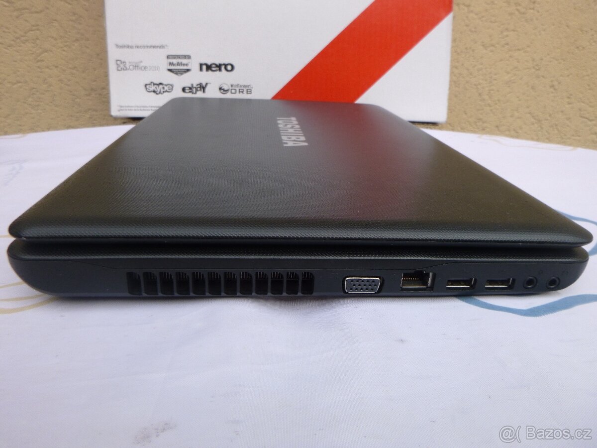 prodám notebook Toshiba - 4