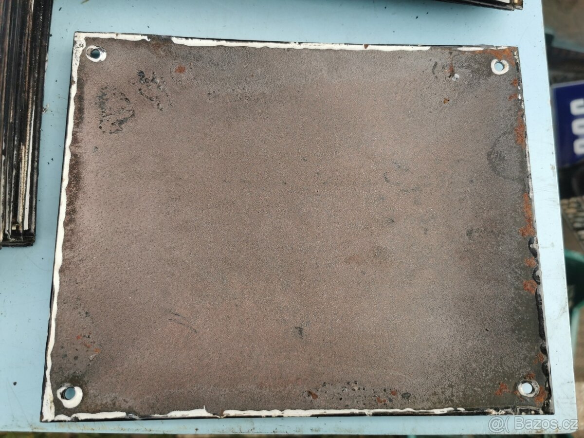 Smaltované číslo - 4