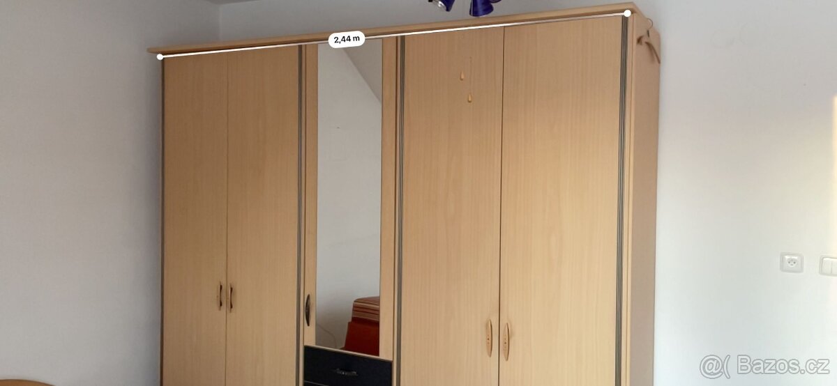 šatní skříň - 4