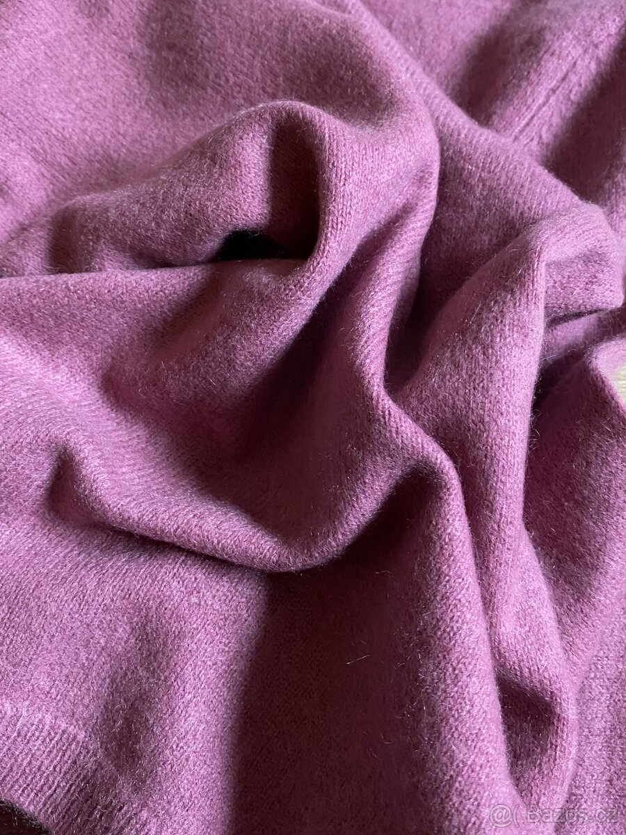 100% kašmír.Kašmírový svetr zn.Tahari - 4