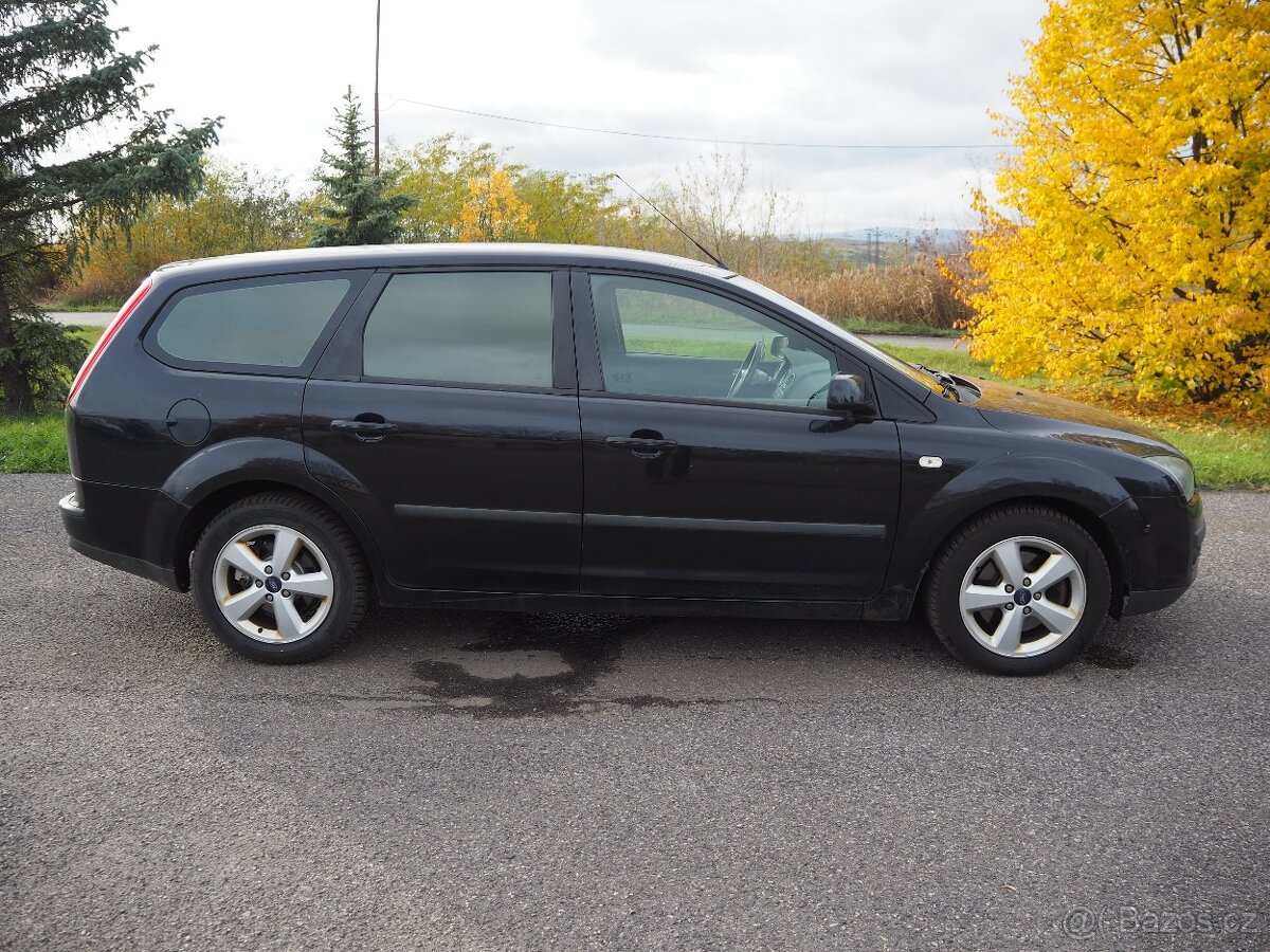 Ford Focus 2.0 TDCI KLIMA - 4