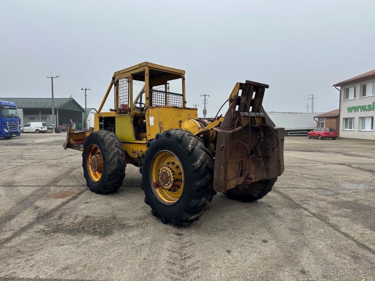 LKT 81 1982 VIN 1317 - 4