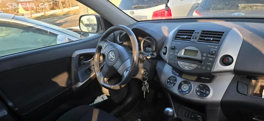 Toyota Rav 4 - 4
