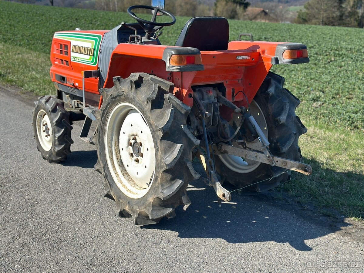 Malotraktor Hinomoto nx23 - 4