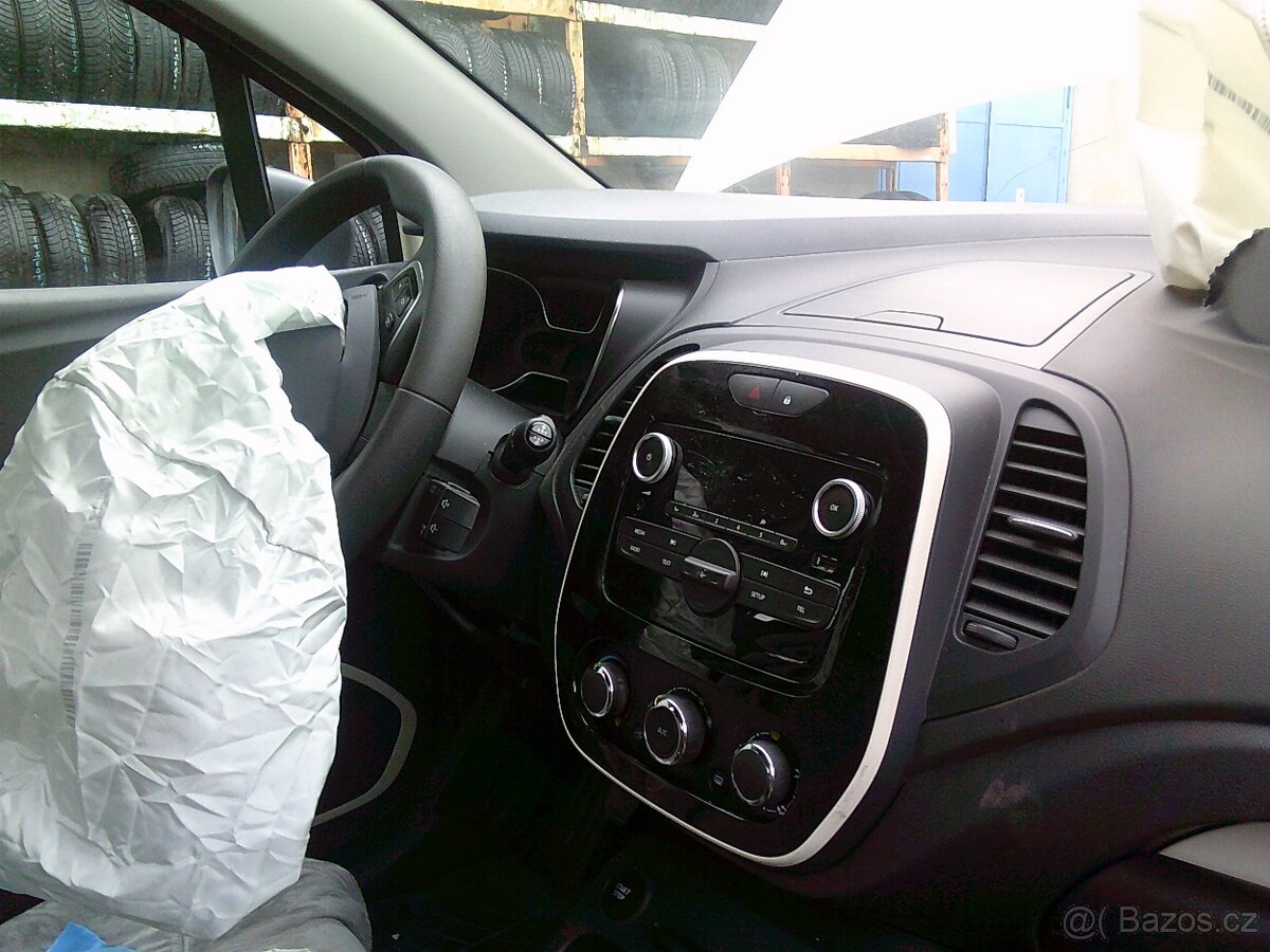 Renault Captur - 4