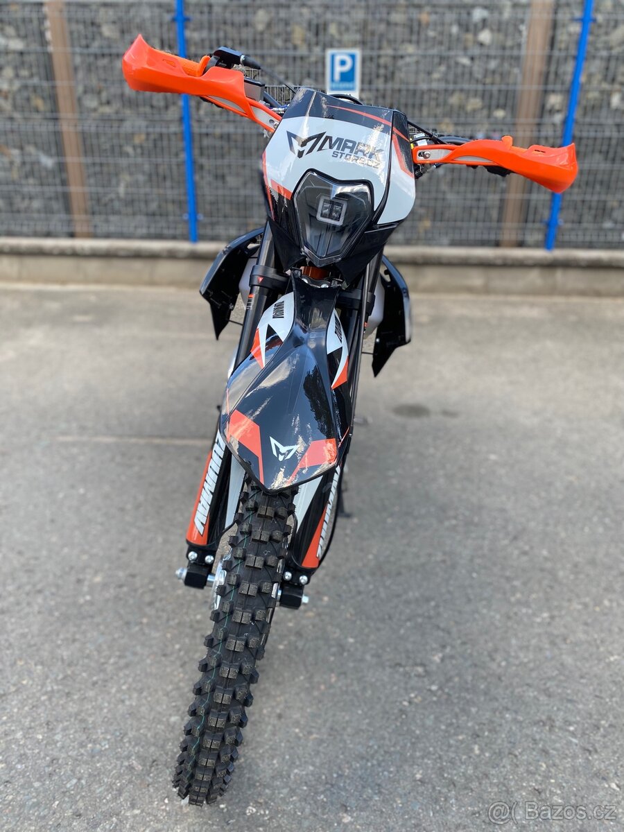 Zuumav K5 250cc 21/18