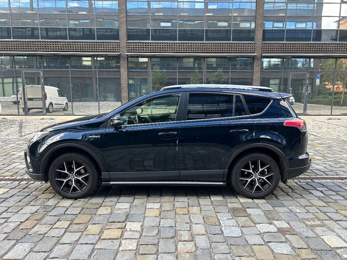 Toyota RAV4 Hybrid - číst celé - 4