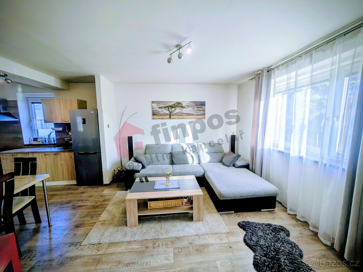 Pronájem vybaveného rodinného domu se zahradou v Hlušičkách - 4