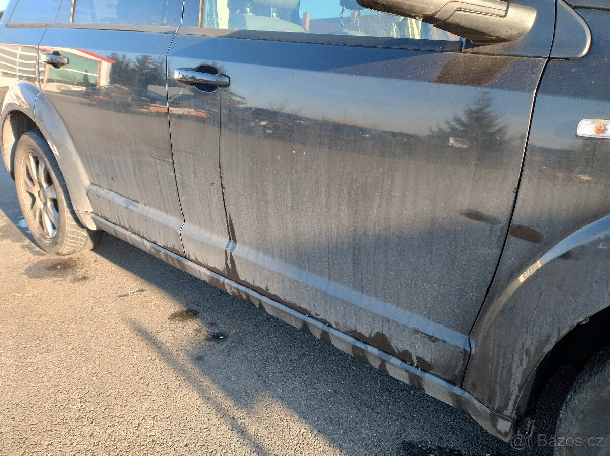 Dodge Journey 2010 2,0CRD AUT 103kW BWD - DILY z auta - 4